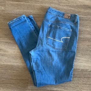 American eagle high rise jagging size 12